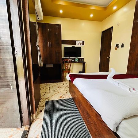 Hotel Kanan Inn Kalküta Dış mekan fotoğraf
