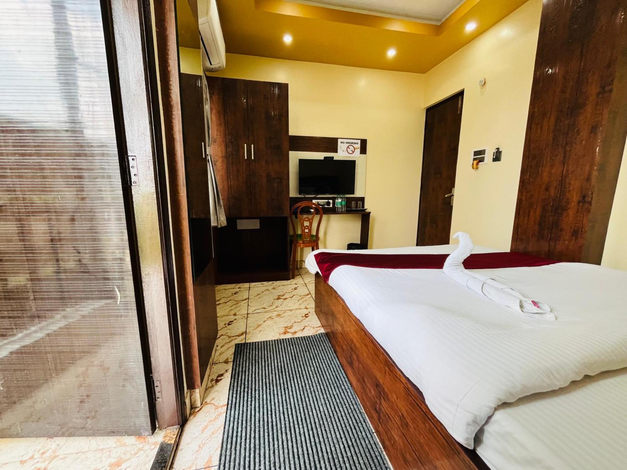 Hotel Kanan Inn Kalküta Dış mekan fotoğraf