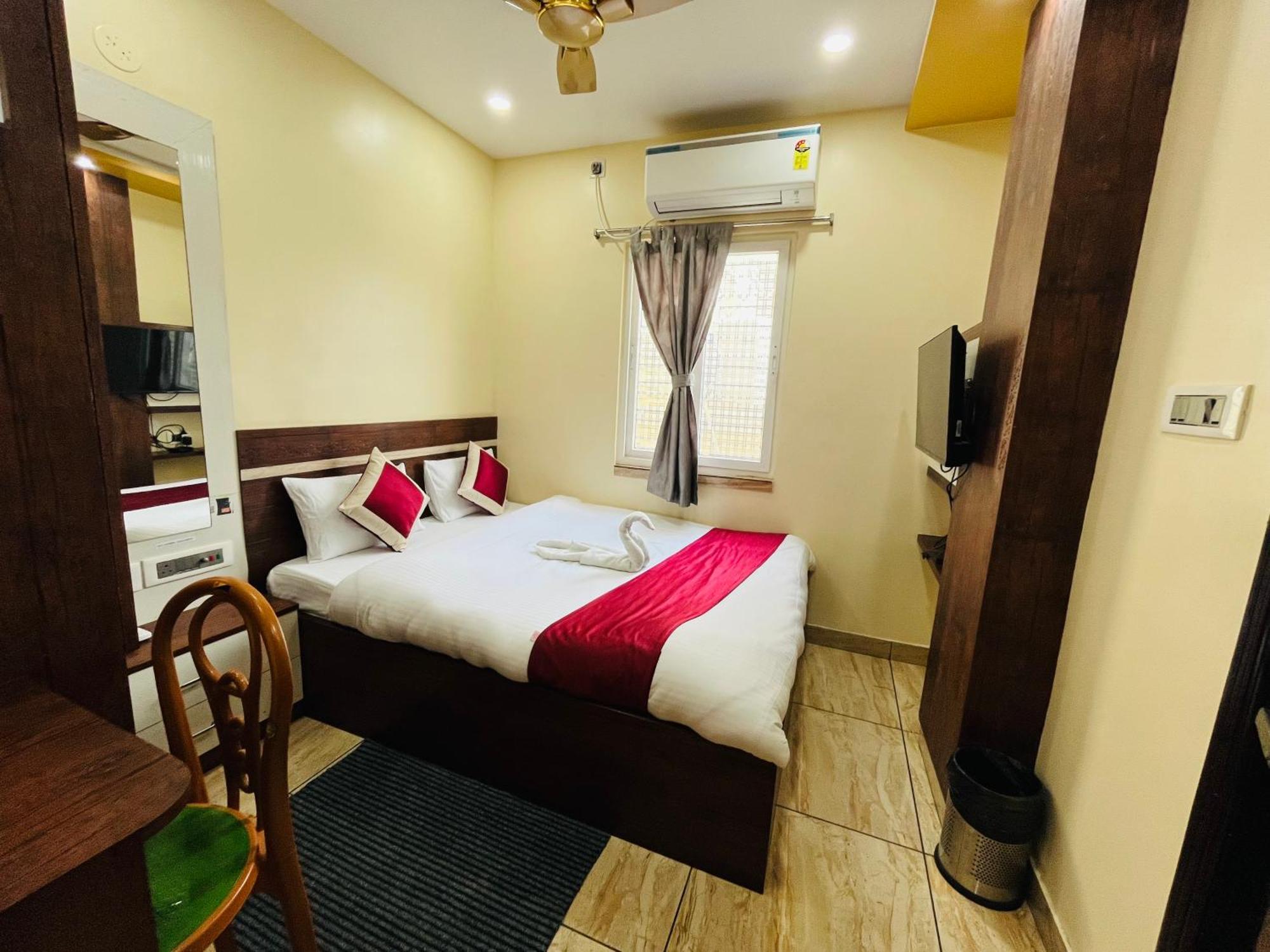 Hotel Kanan Inn Kalküta Dış mekan fotoğraf