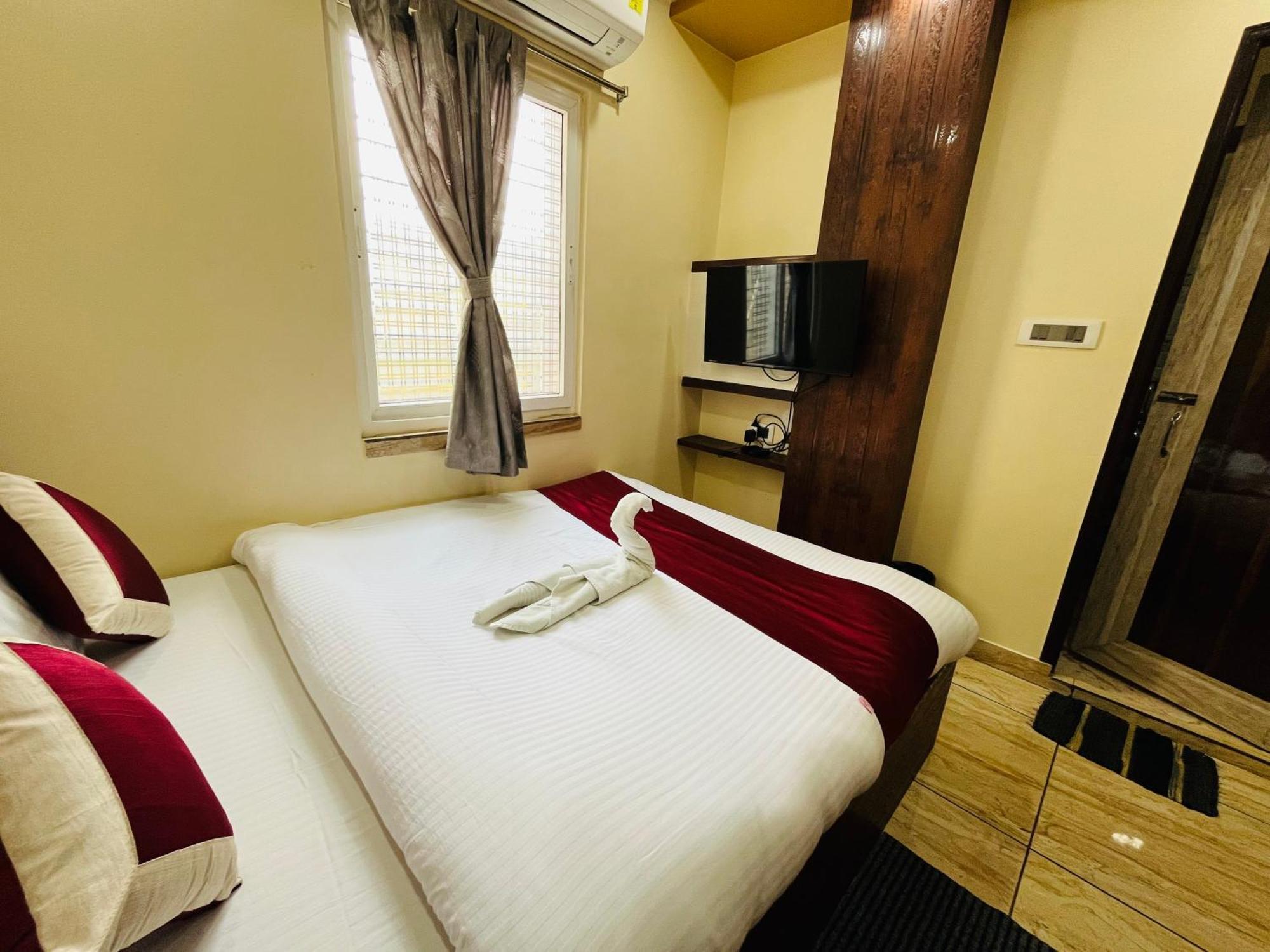 Hotel Kanan Inn Kalküta Dış mekan fotoğraf