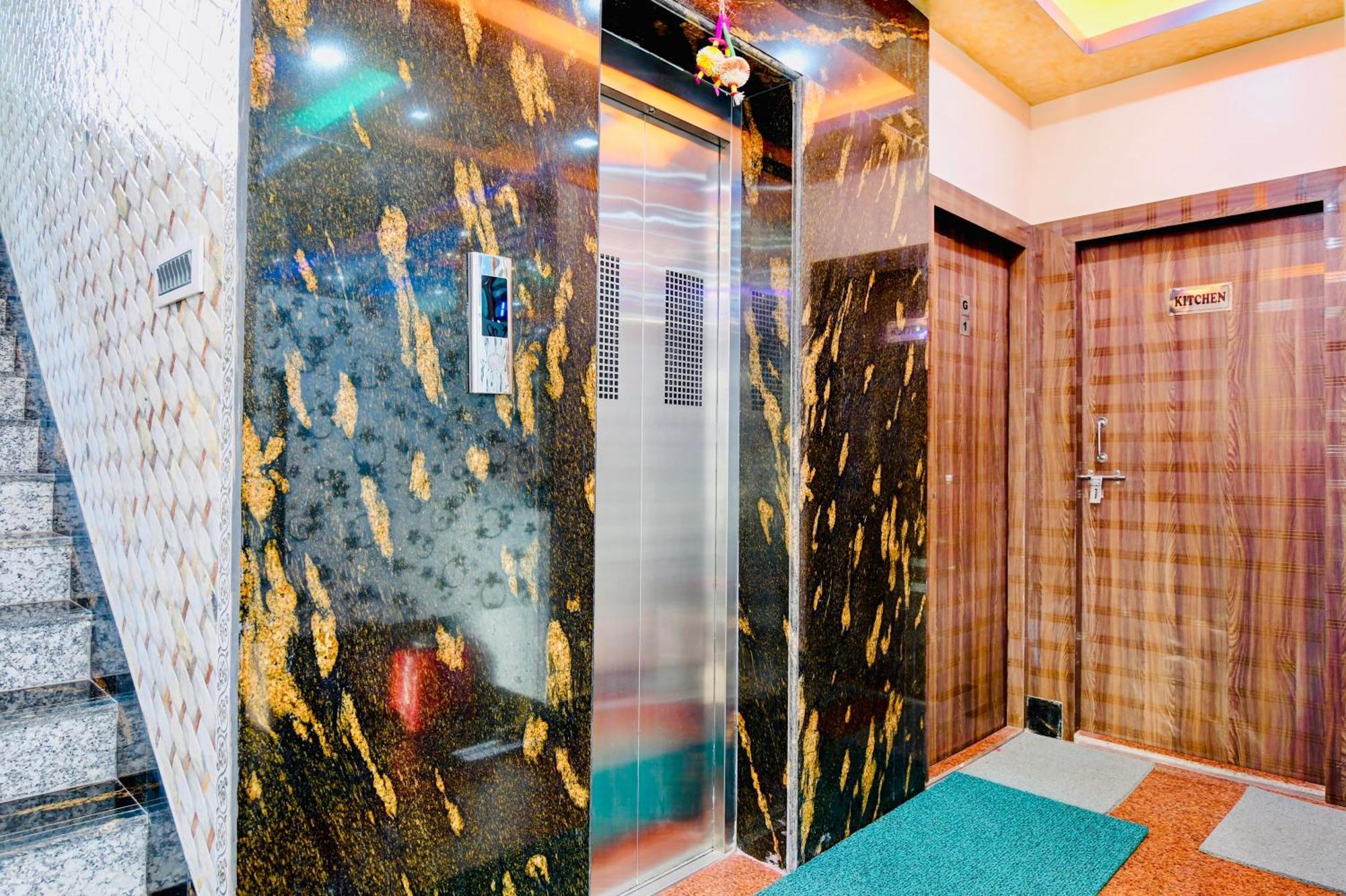 Hotel Kanan Inn Kalküta Dış mekan fotoğraf